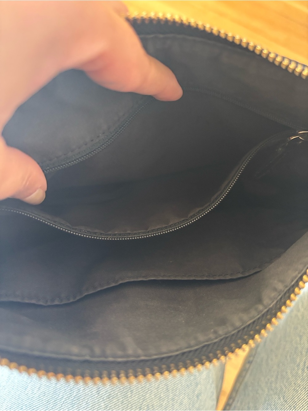 kate spade Black Shoulder Bag with Gold Logo - Picture 4 of 5
